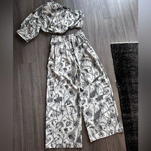Aakaa one shoulder two piece pants set - white floral print
